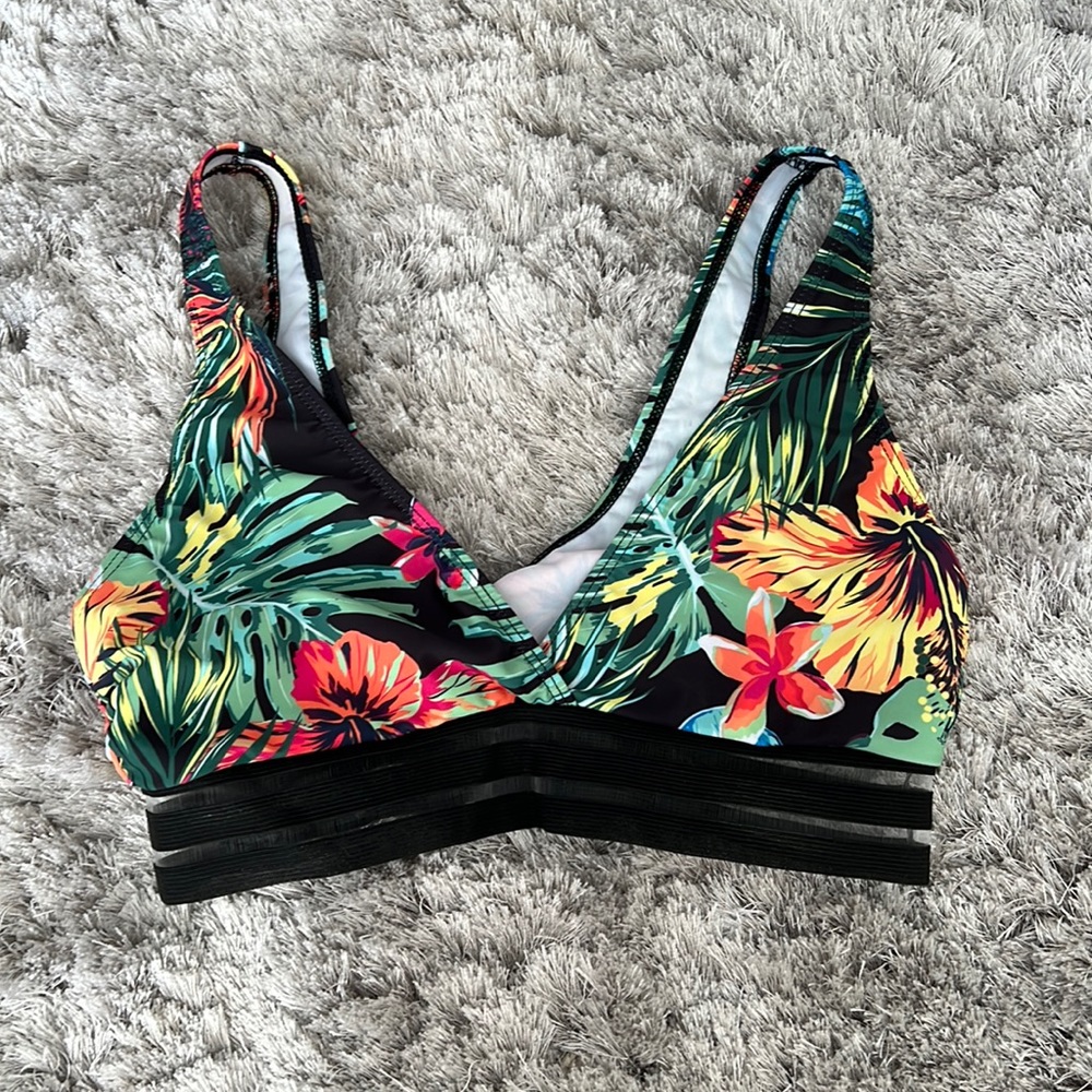 bikini top (no padding)